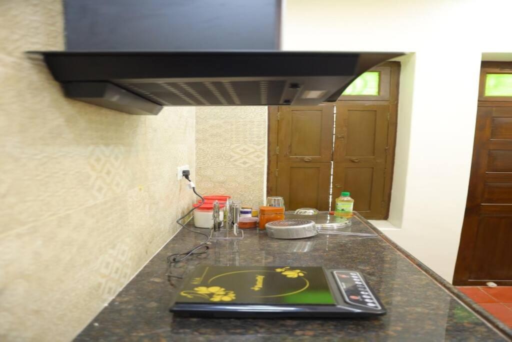 Heritage Home With 2 Bed/2 Bath With Kitchen In A Residential Neighborhood. Madurai Bagian luar foto