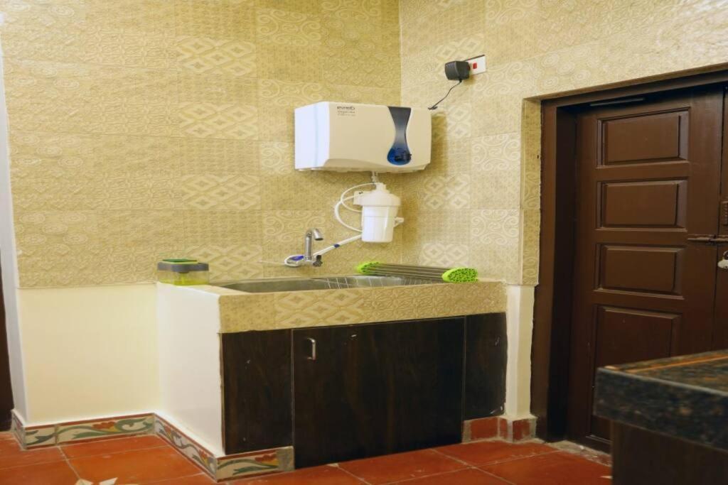 Heritage Home With 2 Bed/2 Bath With Kitchen In A Residential Neighborhood. Madurai Bagian luar foto
