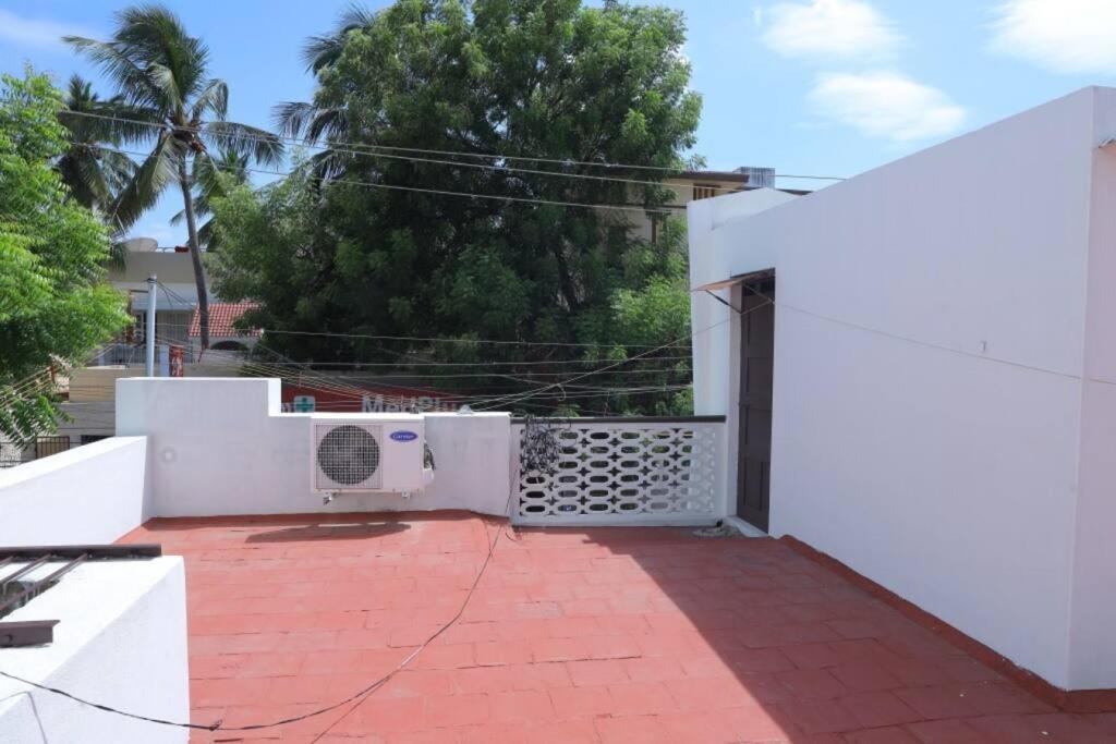 Heritage Home With 2 Bed/2 Bath With Kitchen In A Residential Neighborhood. Madurai Bagian luar foto